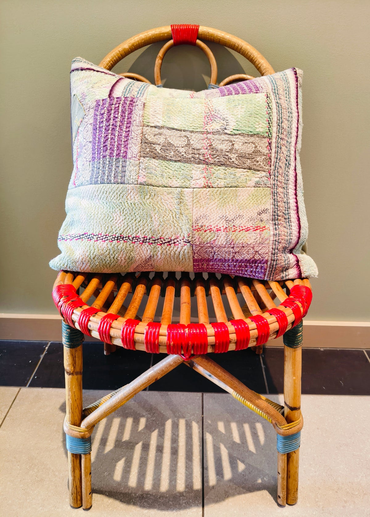 Kantha cushion purple #1