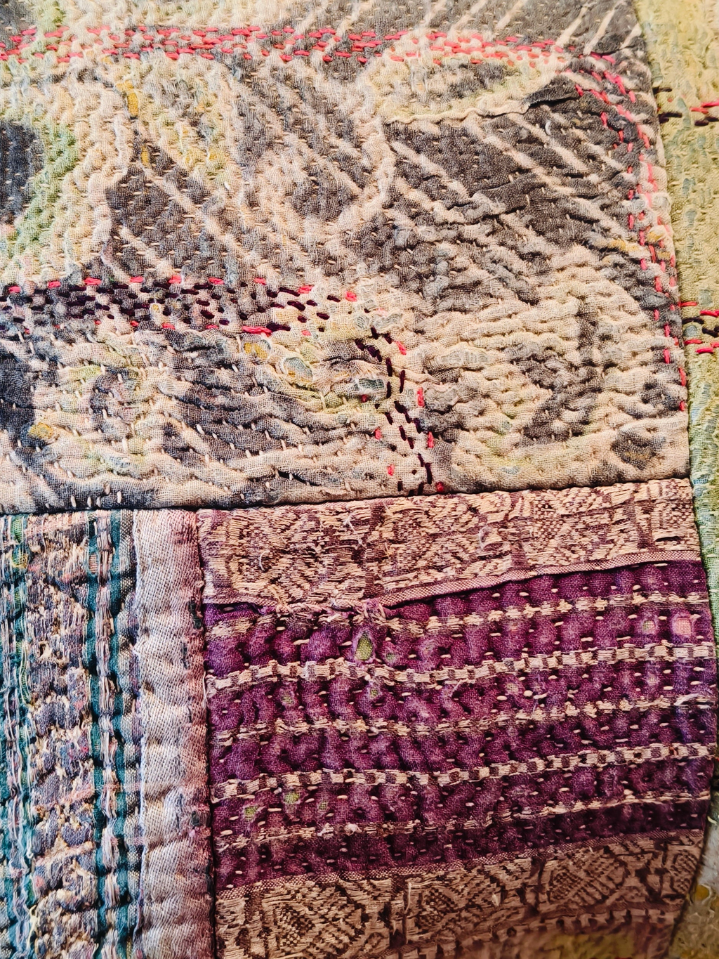 Kantha cushion purple #2
